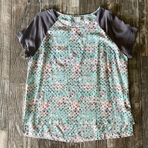 Fossil Multicolored Short Sleeve
Blouse, Small